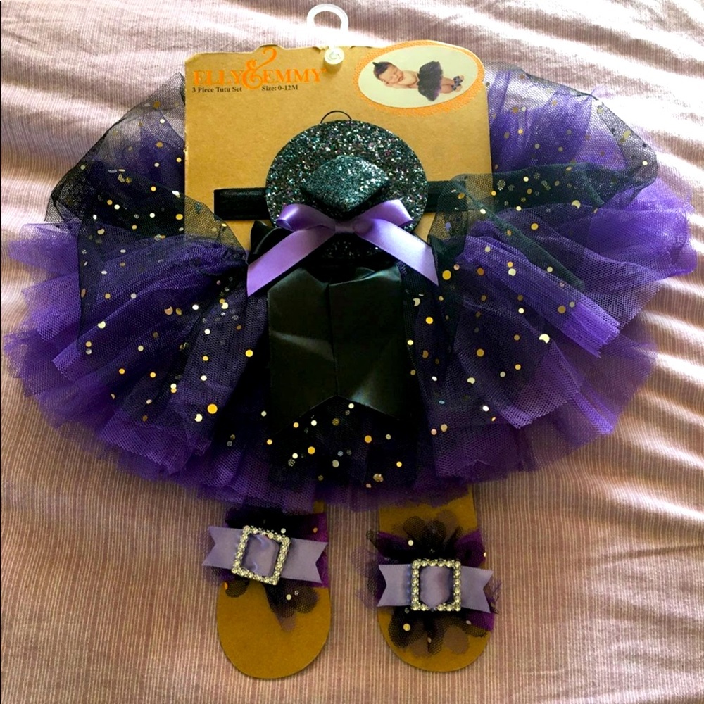 Witch costume baby